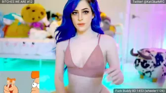 kati3kat демонстрирует как себя возбудить и трахнуть