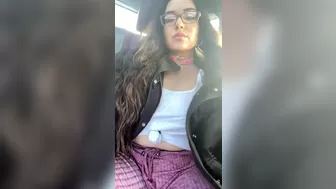 Victorya Xo aka victoryaxo onlyfans busty chick talks in french